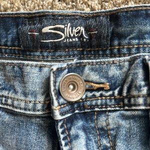Men’s silver jeans -used but excellent condition !! Light wash